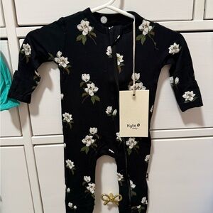 Kyte Baby Midnight Magnolia Bamboo Zipper Romper